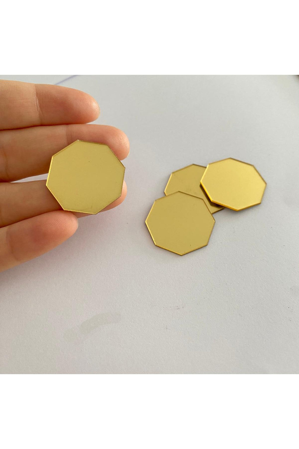 2.5cm Sekizgen Altın Renk Pleksi Yapışkanlı Mozaik Ayna 50 Adet