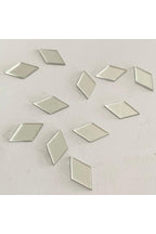 1.5Cm Baklava Dilimi Gümüş Renk Pleksi Yapışkanlı Mozaik Ayna 50 Adet