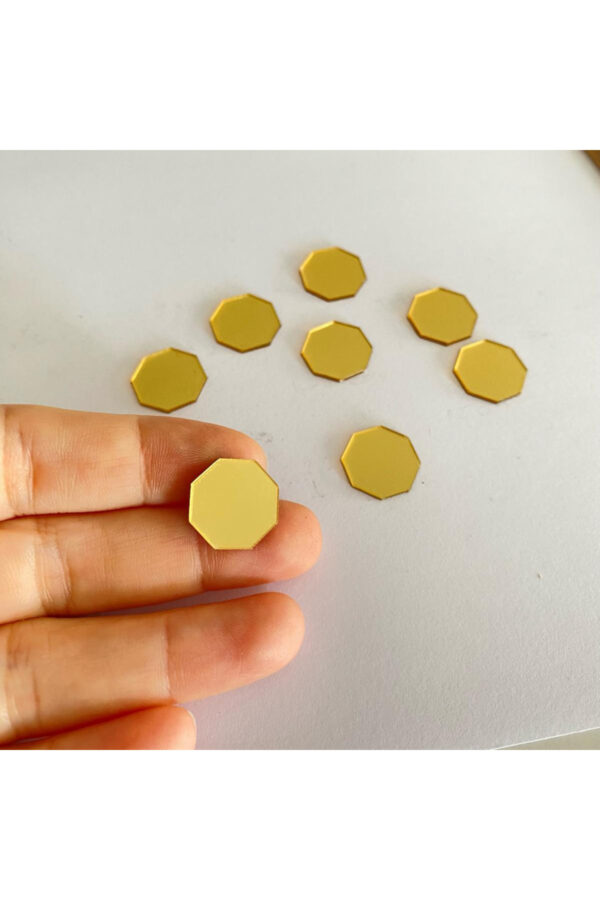 1.5cm Sekizgen Altın Renk Pleksi Yapışkanlı Mozaik Ayna 50 Adet 1.5cm Sekizgen Altın Renk Pleksi Yapışkanlı Mozaik Ayna 50 Adet