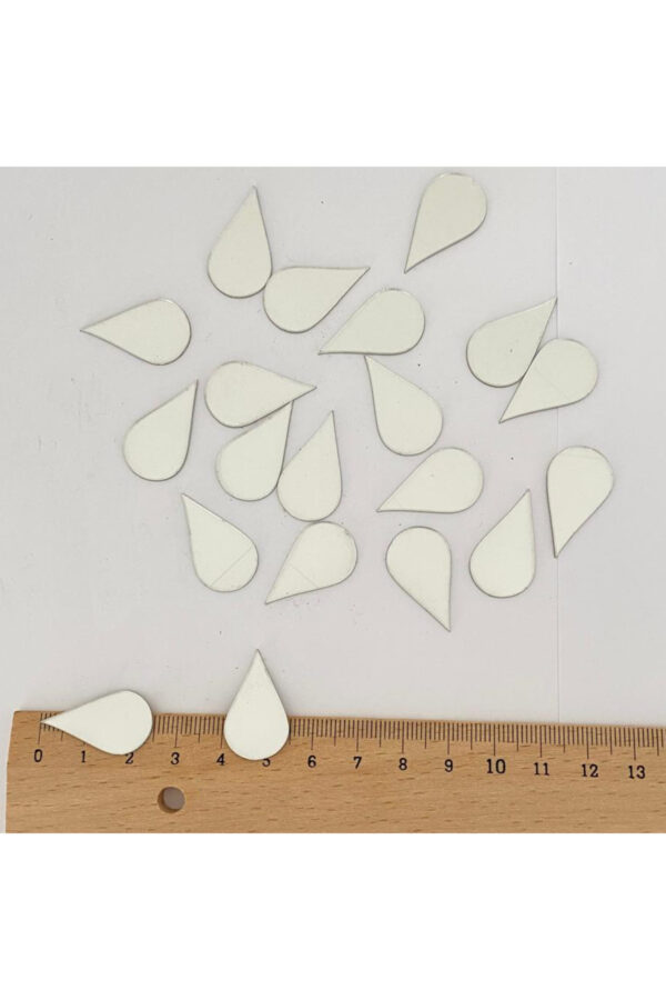2,5cm Su Damlası Gümüs Renk Pleksi Yapışkanlı Mozaik Ayna 50 Adet 2,5cm Su Damlası Gümüs Renk Pleksi Yapışkanlı Mozaik Ayna 50 Adet